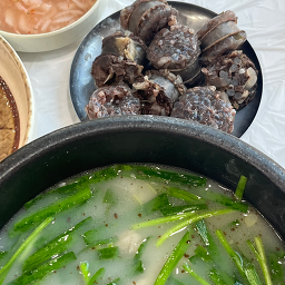 남항진순대국밥 사진 2