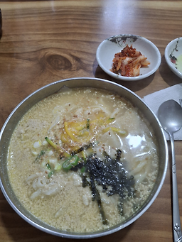 은언손칼국수 대표 사진