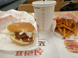 맘스터치 광명철산점 대표 사진