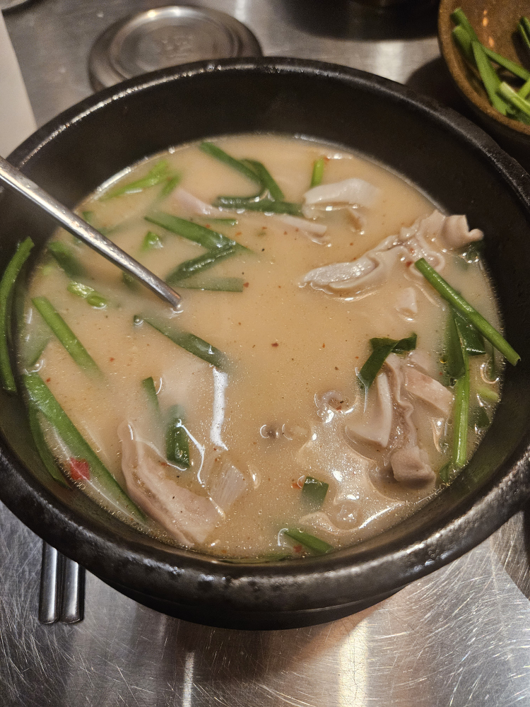 수변최고돼지국밥 광안리점 사진 7