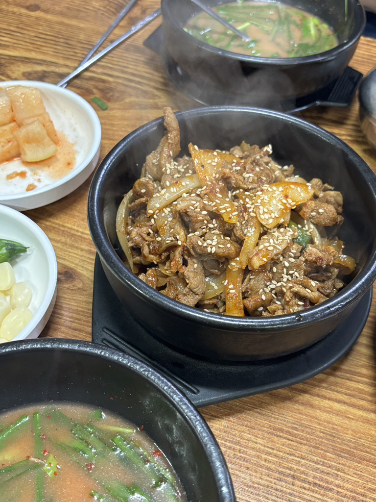 밀양돼지국밥과감자탕 사진 3