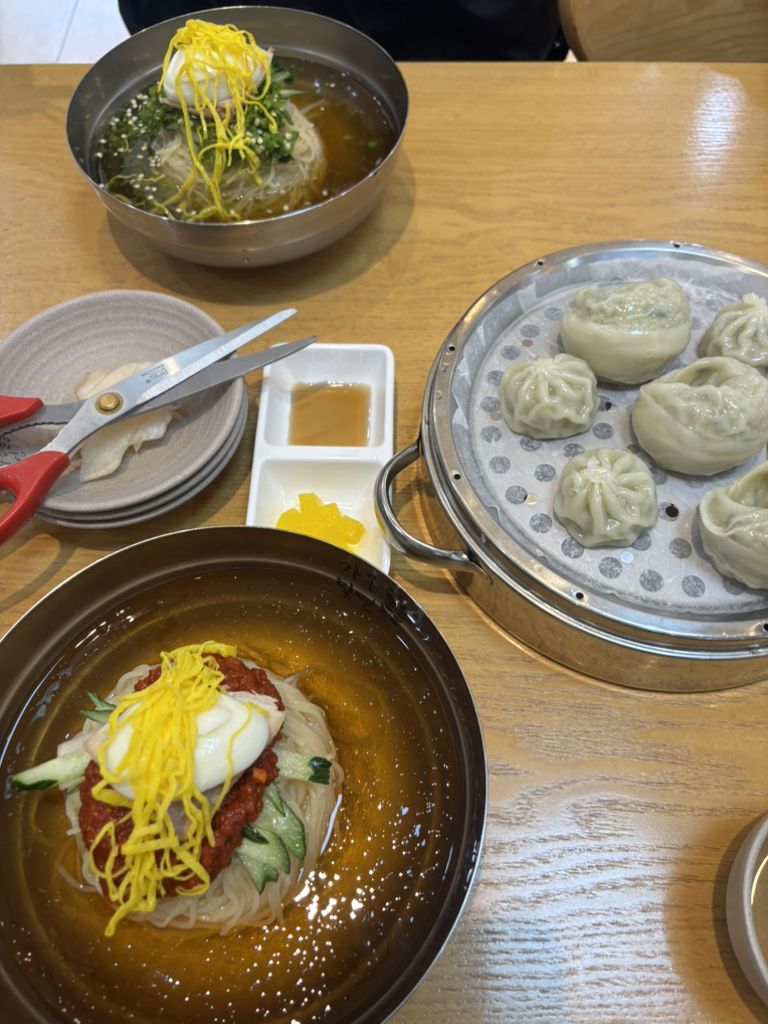 가온밀면 온천천점 대표 사진
