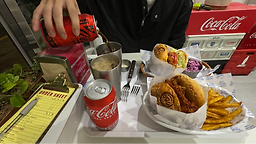치킨버거클럽 광안점 사진 5