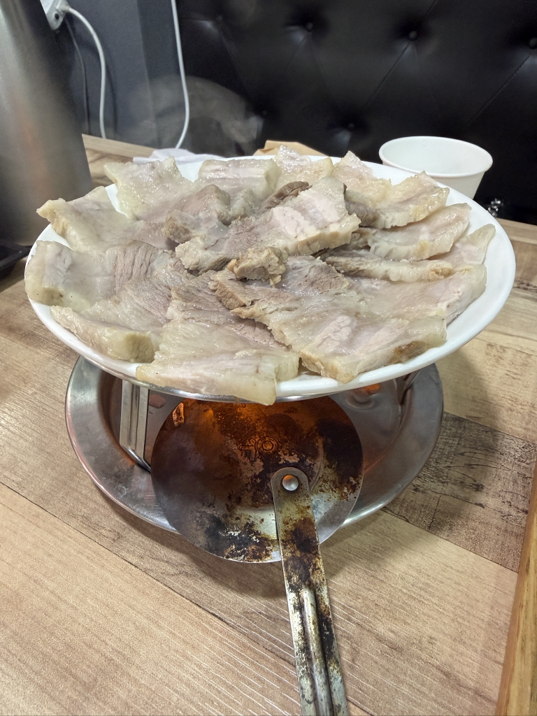 돈마루 돼지국밥 대표 사진