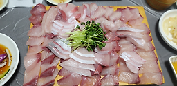 바다사랑횟집 사진 3