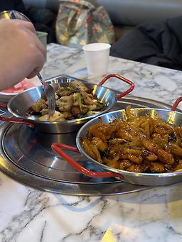 기영이숯불두마리치킨 부산대연점 사진 4