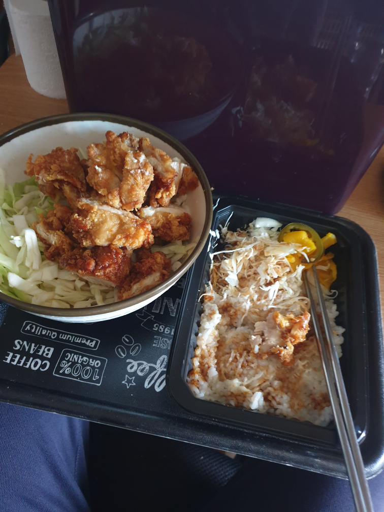 연돈볼카츠 경성대점 사진 3