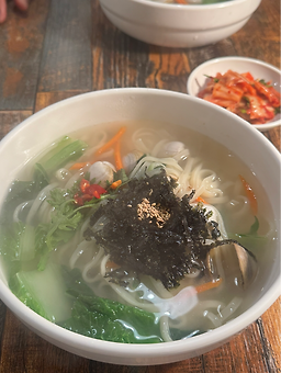 용두산칼국수 대표 사진