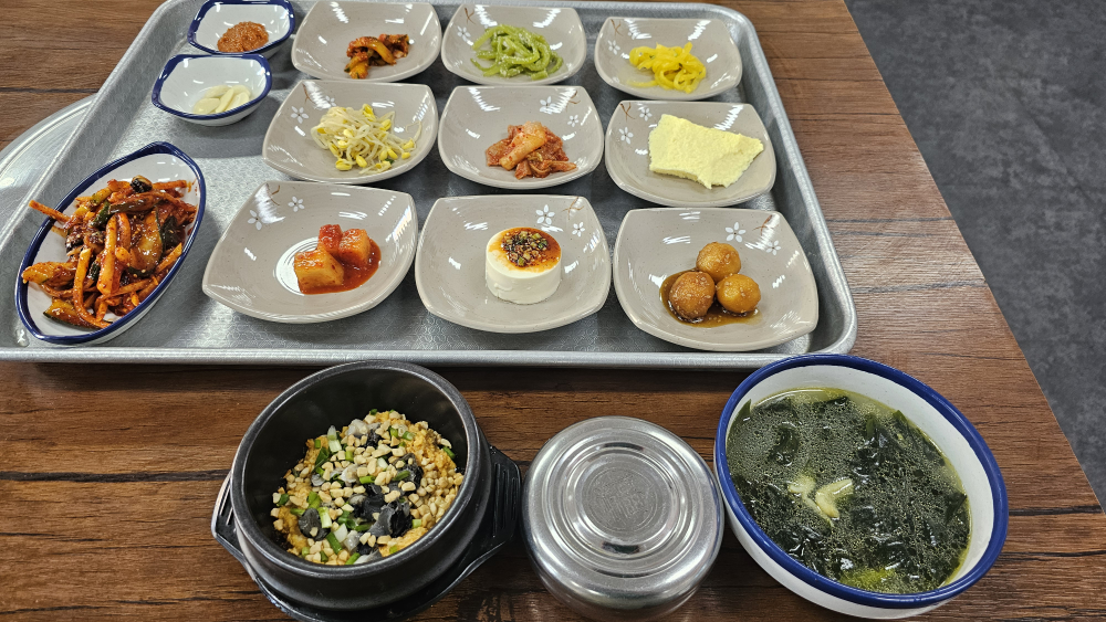 우렁쌈밥 대표 사진