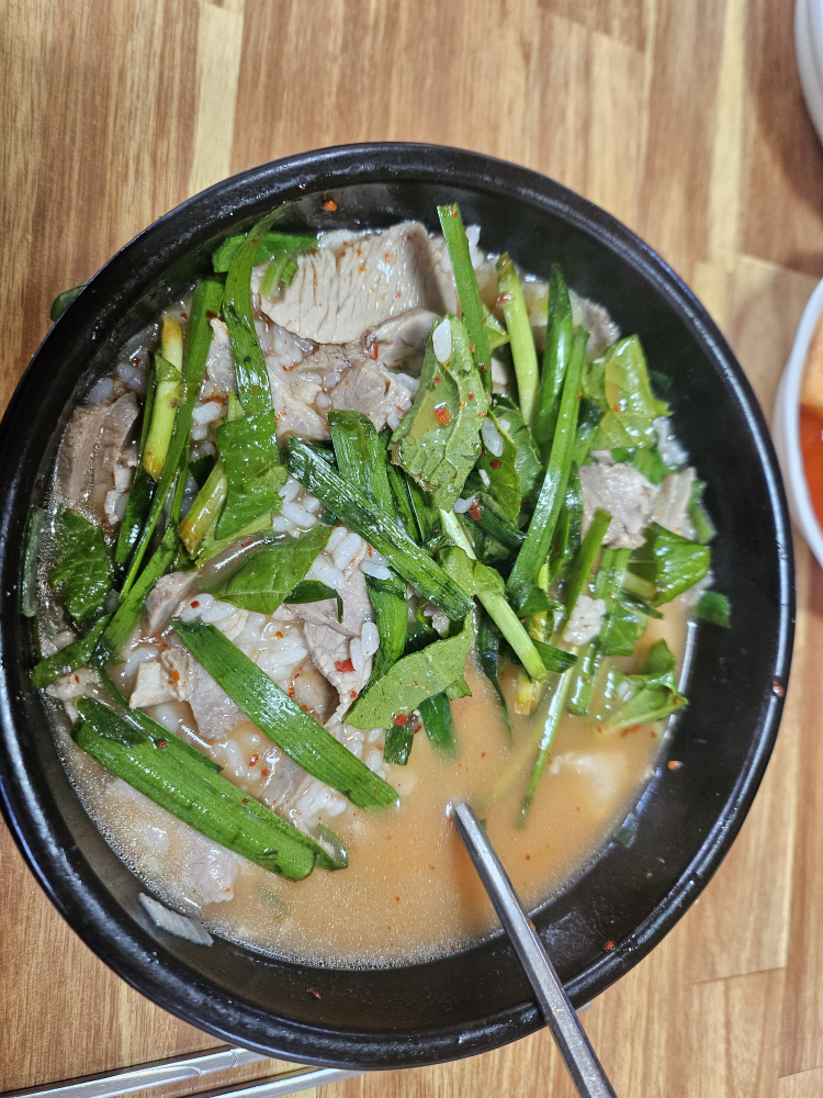 부산돼지국밥 사진 3