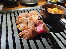 엄용백 돼지구이 동래점 사진 4