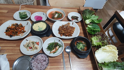 우렁이쌈밥집 사진 5