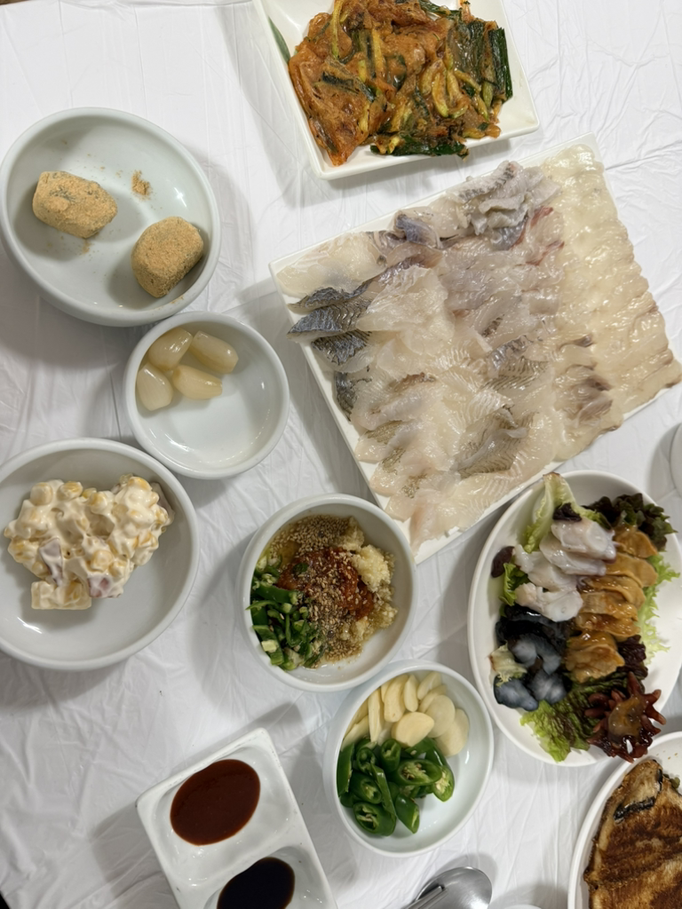 동해횟집 사진 8