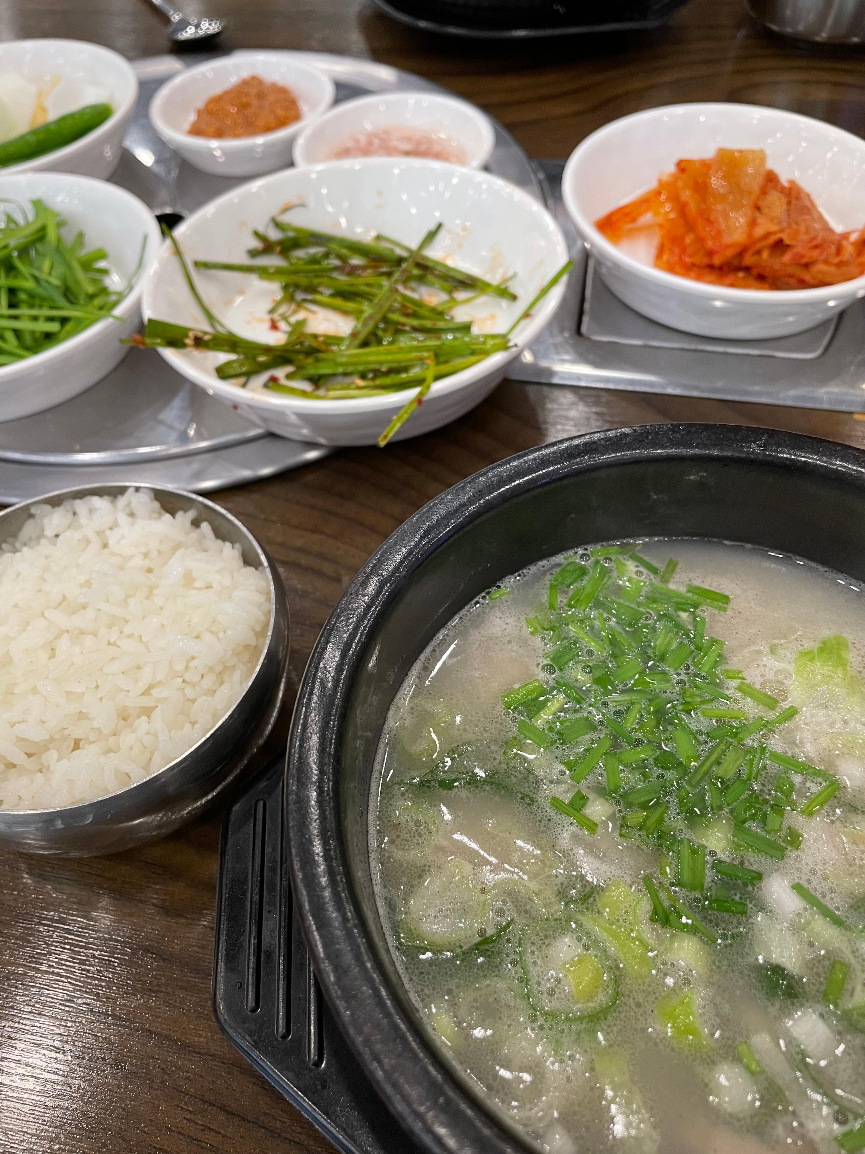 촌놈돼지국밥 대표 사진