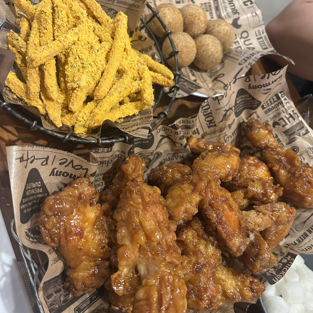 BHC치킨 수원역점 대표 사진