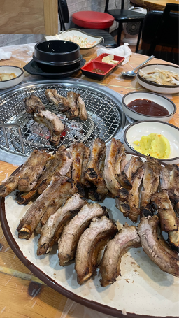 등갈비랑땡초삼겹 대표 사진