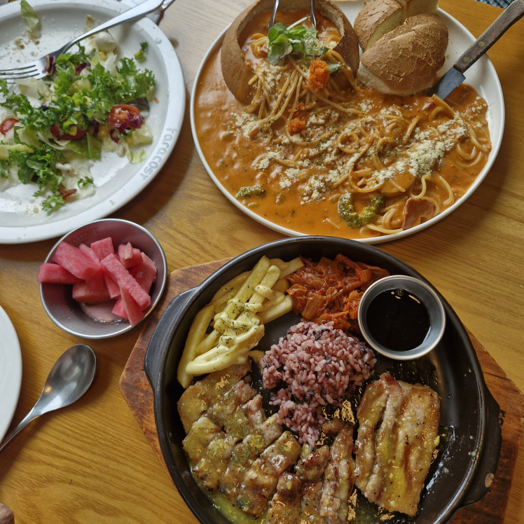 라라코스트 목포북항점 대표 사진