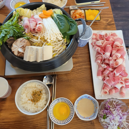모모네이층집 사진 2