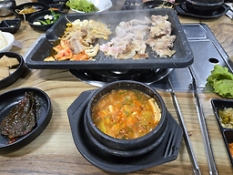 천가네돼지국밥국수&대패정식 대표 사진