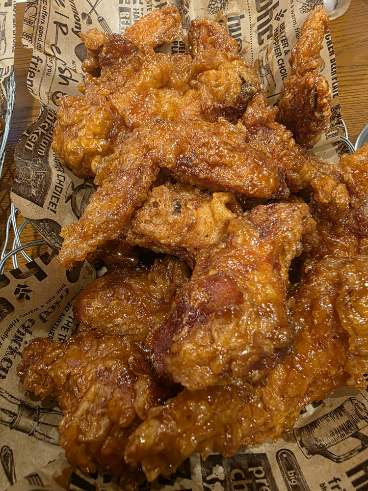 BHC치킨 스카이베이경포호텔점 사진 3