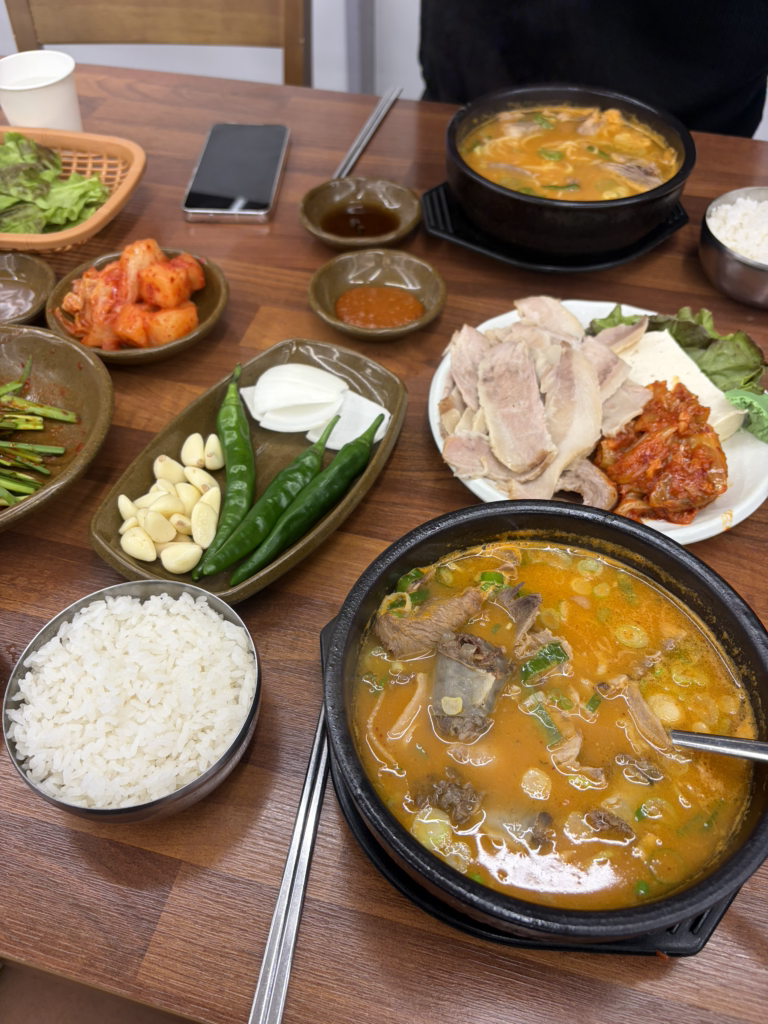 영진돼지국밥 화명점 대표 사진
