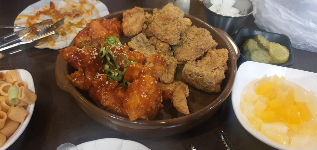 본스치킨 광안리점 대표 사진