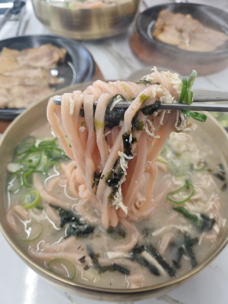 교동닭칼국수 정관점 대표 사진