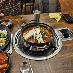 산봉쌈밥 거제3호점 대표 사진