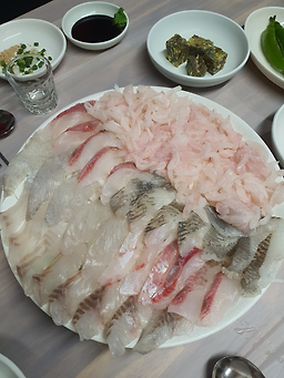 용광횟집 사진 4