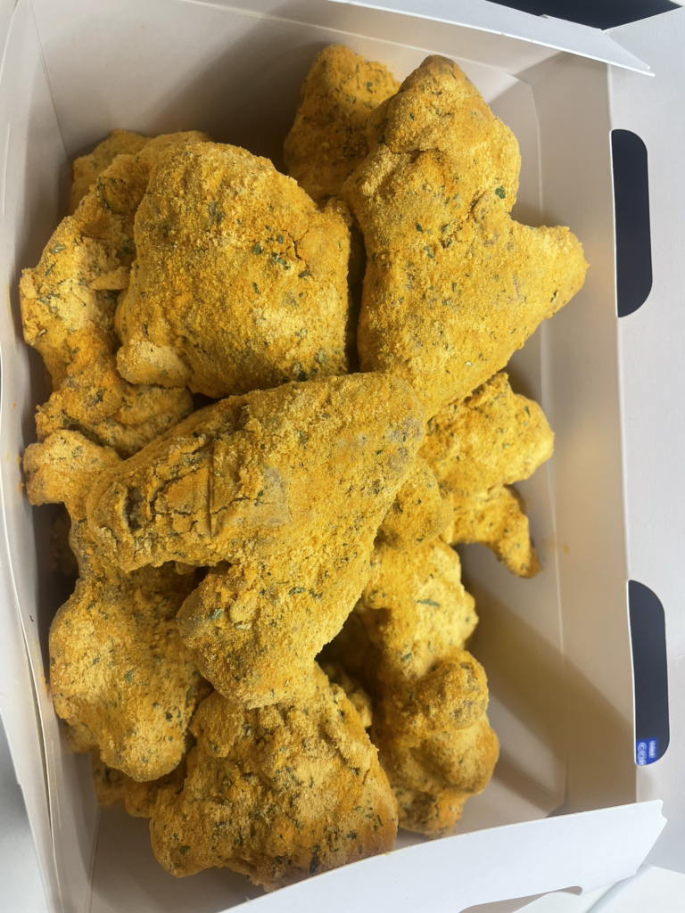 BHC치킨 부산시청점 사진 2
