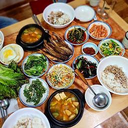 향나무보리밥집 대표 사진