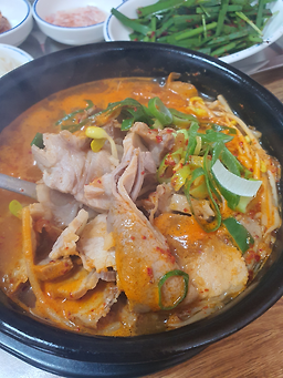 한방돼지국밥 사진 2
