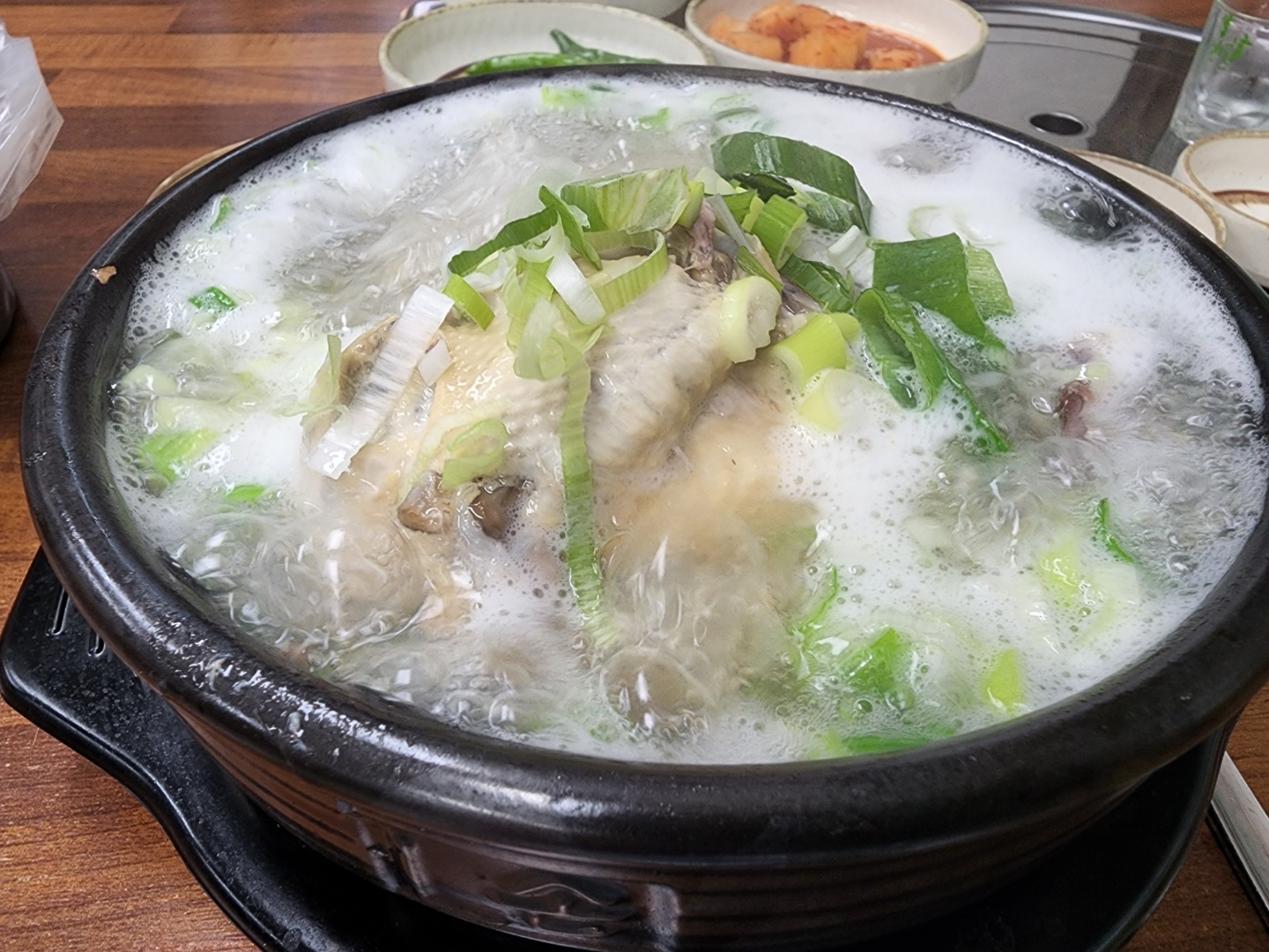 돈애랑장터순대국감자탕 완도보길점 사진 2