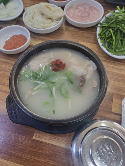 수영돼지국밥 사진 8