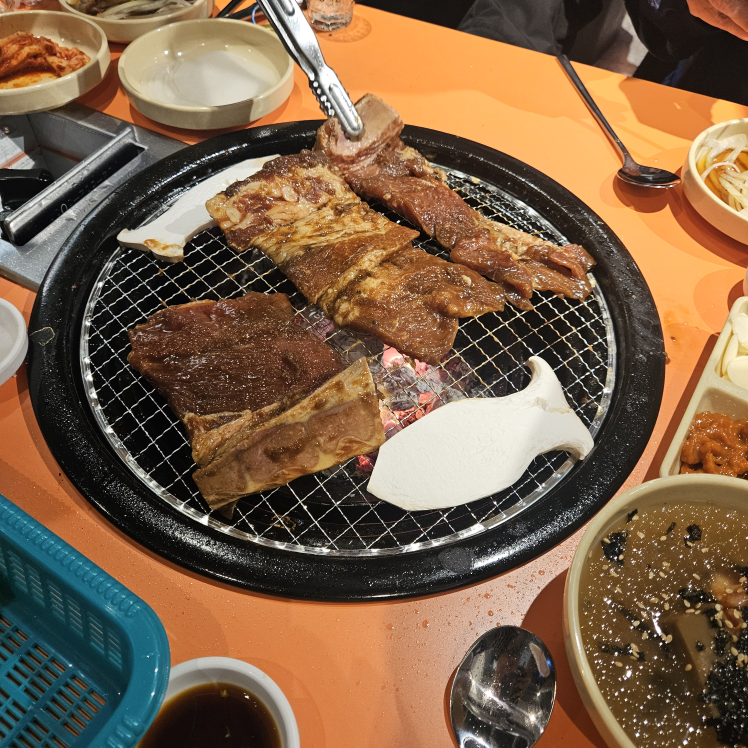 김금자숯불갈비 연산점 대표 사진