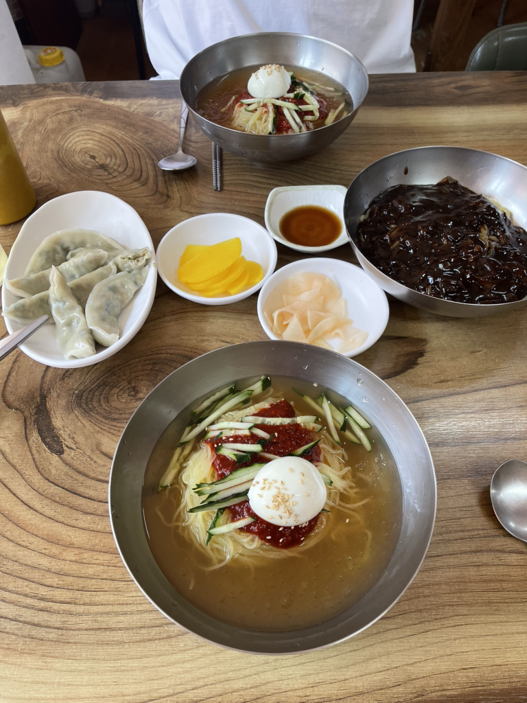 국도밀면 대표 사진