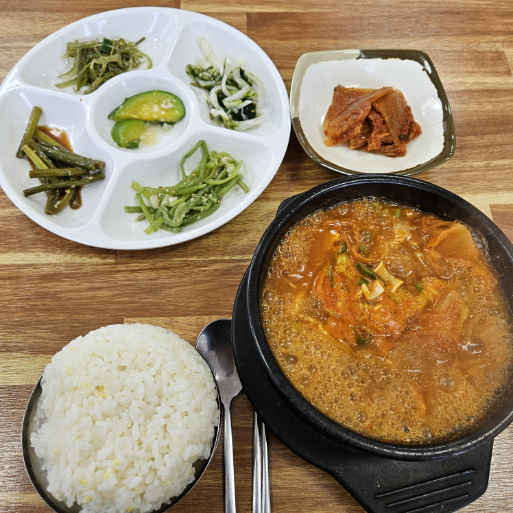시장밥집 대표 사진