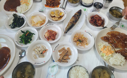 사거리공룡식당 사진 5
