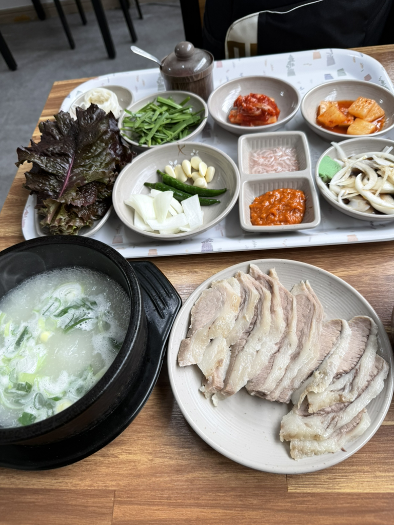 다복돼지국밥 대표 사진
