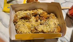 BHC치킨 해운대중동점 대표 사진