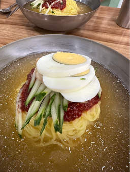 명가수영밀면 부산본점 사진 8