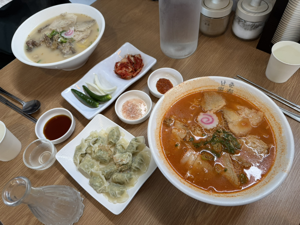 난춘식당 고기 국수 제주협재본점 사진 2