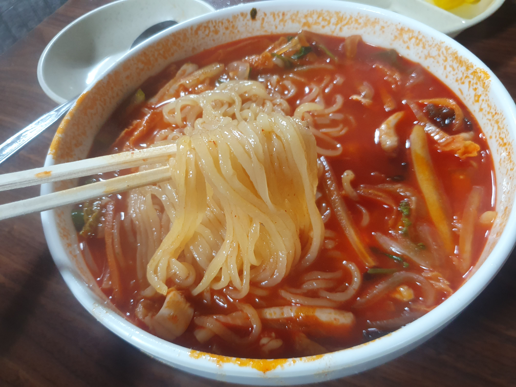 신원관 대표 사진