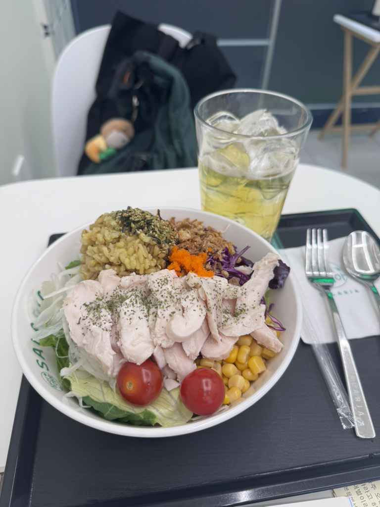 샐러리아 서울대입구점 대표 사진