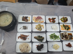 돌팀이식당 사진 2