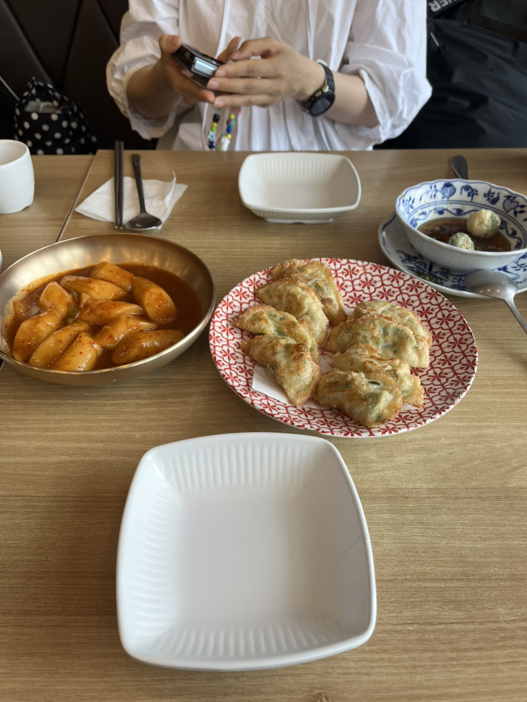쑥꿀레 평화광장점 사진 2
