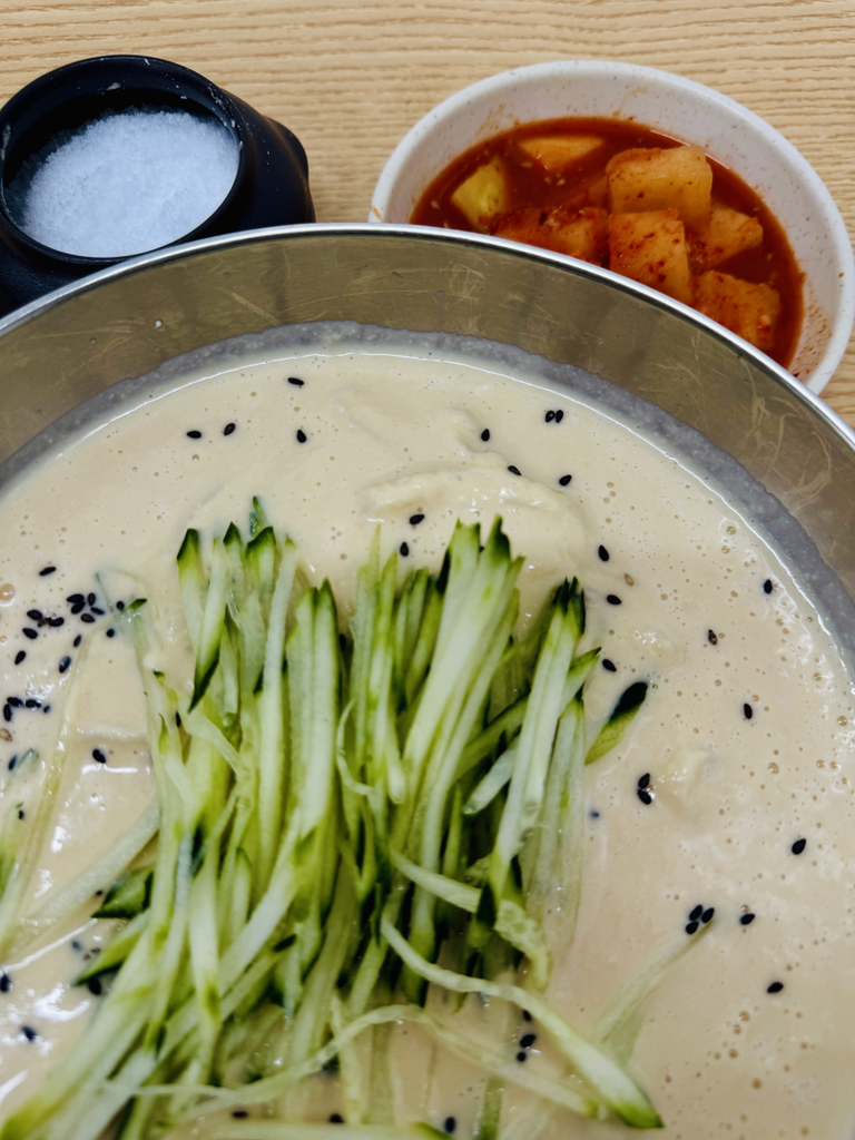 명칼국수 대표 사진