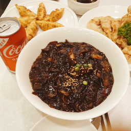 동국성 사진 6