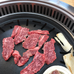 석우촌 숯불생고기 사진 2