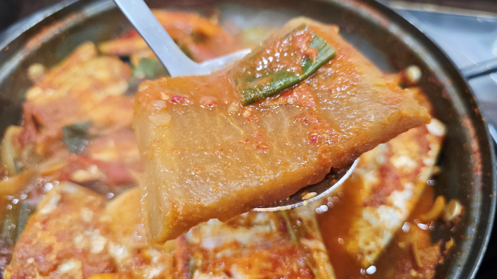 신기옥 대표 사진